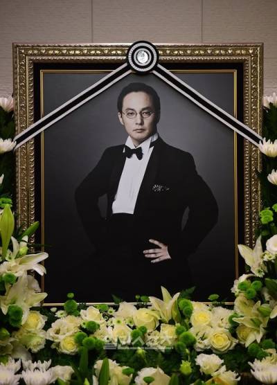 故신해철 11주기…의료과실 사망 초유의 비극