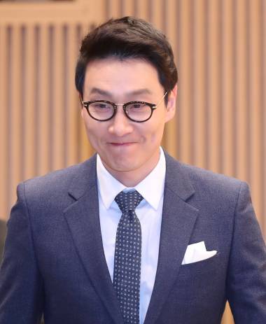 이휘재, ‘불후’ 녹화 후 회식은 불참... 당분간 韓 머문다 [왓IS]