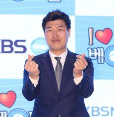 장성호, '최강야구' 수석 코치 합류..이종범과 재회
