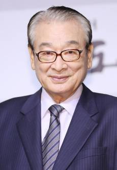 &quot;연기는 완성 없어 계속 도전&quot;..연예계 큰 별이 지다