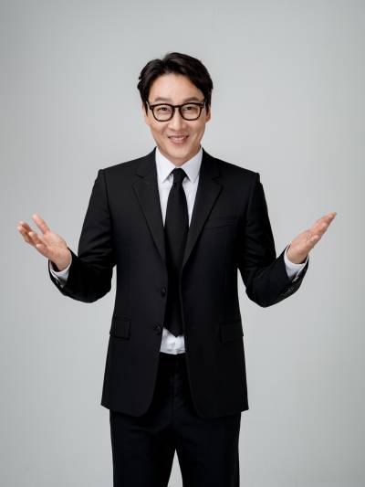 [왓IS] 이휘재, 복귀 앞두고 시청자 게시판 ‘반발’... 쌍둥이 子 외국인학교 입학설도