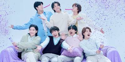 “위 아 백!” BTS, 2년 8개월 만에 오프라인 완전체 재회…다시 만난 ‘봄날’ [종합]