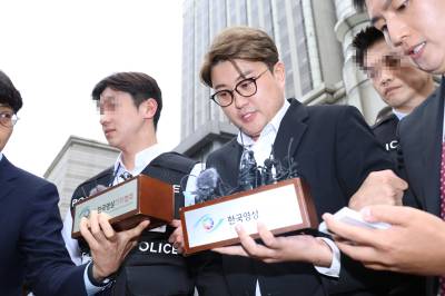 김호중, 복역 중 “3000만원 내놔” 협박당했나..무슨 일?