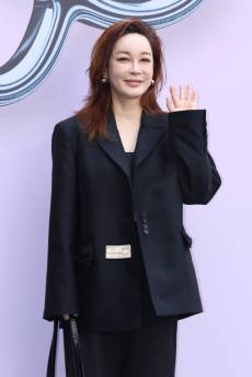 김혜윤, ‘대학 동문’ 유시민 저격 "부끄러워" 왜?