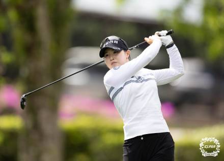 '오늘도 버디 폭격' 고지우, 버디 9개로 KLPGA 개막전 선두…'LPGA 루키' 야마시타와 공동 선두