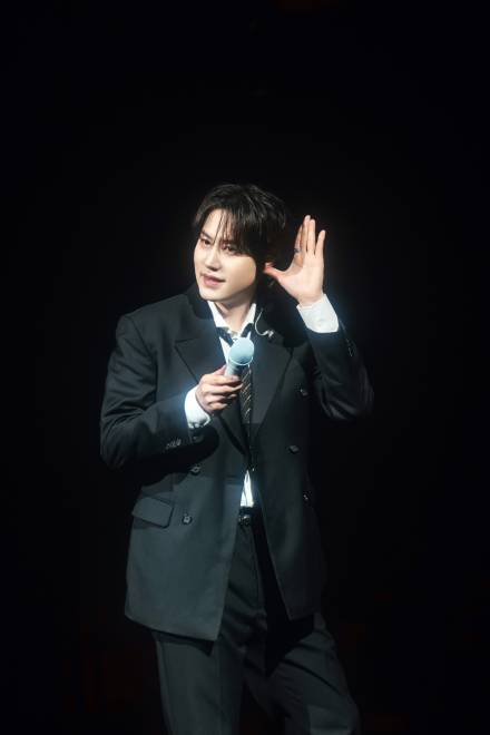 규현, 마카오 공연 ‘컬러스’하게 성료... 생동감 넘치는 음악 세계