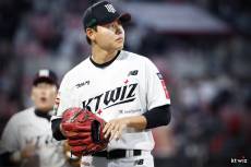'WBC 후유증이 뭔가요' 투심 앞세운 KT 소형준, NC전 4이닝 7K 무결점 피칭 [IS 스타]