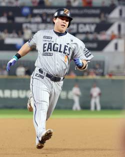 타순에는 정답이 없다…'믿음'과 '고집' 사이의 야구 [IS 서포터즈]