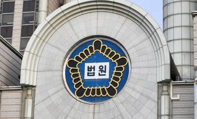 친딸 폭행 후 숨지게 한 혐의… 40대 여가수, 첫 공판서 입장 안 밝혀