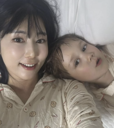 사유리, 13년 전 글 재조명에 당혹…“저격 노노”