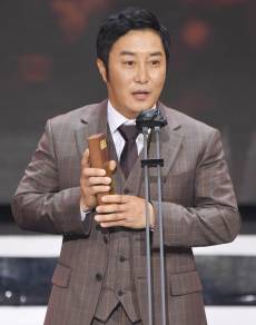 '9월 재혼' 김병만, 예비신부 공개하나…&quot;긍정적 논의&quot;