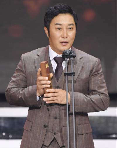 '9월 재혼' 김병만, 예비신부 공개하나…&quot;긍정적 논의&quot;