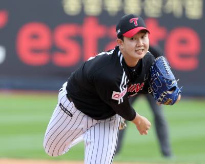 LG 투수 유영찬 수술 후 복귀, 마무리 맡는다