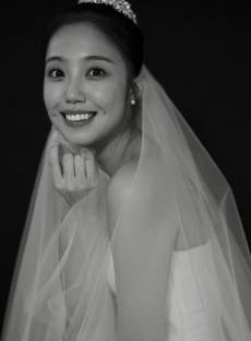 뮤지컬 배우 이상아, 8일 결혼…”거짓말처럼 시간 다가와” [전문]