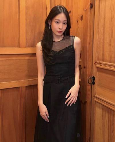신세계 정유경 회장 장녀, '이 팀'서 아이돌 데뷔