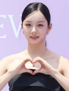 &quot;정말 미안해&quot;…혜리, 우태 열애설 후 팬들에 사과, 왜?