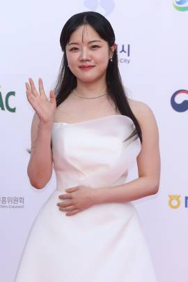 김향기, 아역에서 어머니로…뜻깊은 도약 ‘한란’ 