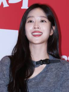 조보아, 결혼 1년 만 임신… “출산 시기 비공개”