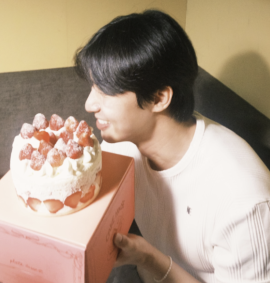 박서준, 데뷔 14주년 자축…“그때는 어렸고, 지금은 성숙해지는 중” 