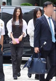 [왓IS] ‘뉴진스 퇴출’ 다니엘, SNS 개설→오늘(12일) 라이브 진행…첫 독자 행보