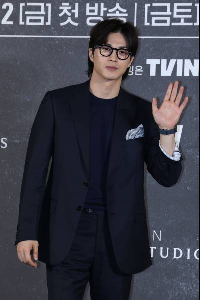 [단독] 김지훈, 김혜수 남편 된다
