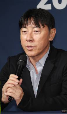 [공식발표] ‘파이널 B 추락’ 울산, 신태용 감독과 충격 결별…2개월 만에 계약 해지