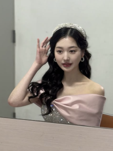 “장원영 언니 맞네” 장다아, 친동생 똑 닮은 우아美