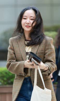 뉴진스와 이별한 민희진 “커밍 순”…5일 깜짝 발표 예고