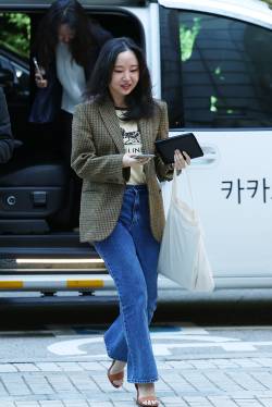 ‘255억 승소’ 민희진, 하이브 예금 계좌 가압류 신청