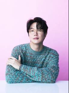 성시경, 14년간 소속사 미등록 운영 '충격'