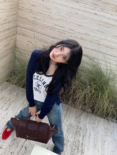 ‘국민 첫사랑’ 시간만 멈췄네…수지, 명품 압도하는 미모