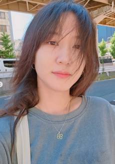 “해피 추석”…박은빈, 굴욕 없는 민낯 일상 얼빡샷
