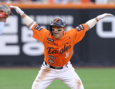 '드디어 떴다' 미계약자 손아섭, 한화와 1년 1억원 FA 계약 극적 타결 [공식발표]