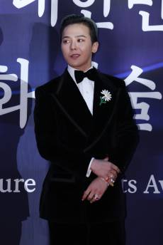 지드래곤, 홍콩 화재 참사에 약 1억 9000만원 기부