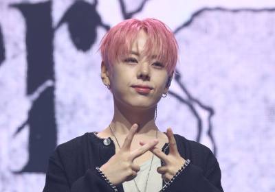 [포토] 위아이 장대현, 시크한 손하트