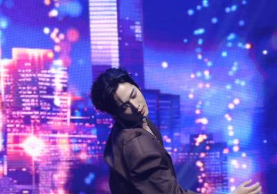 [포토] 위아이 김요한, 섹시함이 흐르는 안무