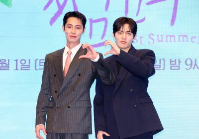 [포토]이재욱-김건우, 포즈에서 짐작되는 극중 관계