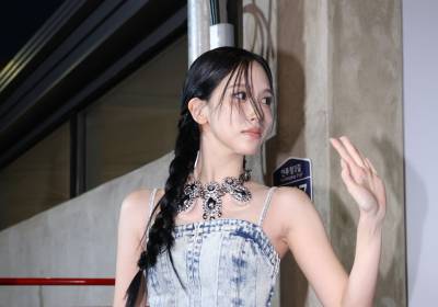 [포토] 트와이스 미나, 마지막까지 날리는 손인사