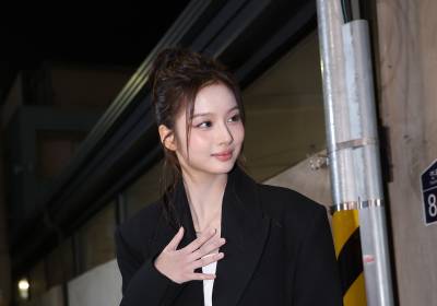 [포토] 조신하게 퇴장하는 엔믹스 설윤