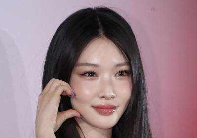 [포토] 청하, 성숙한 볼하트