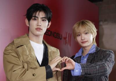 [포토] 킥플립 민제-동화, 우리 사랑 영원히