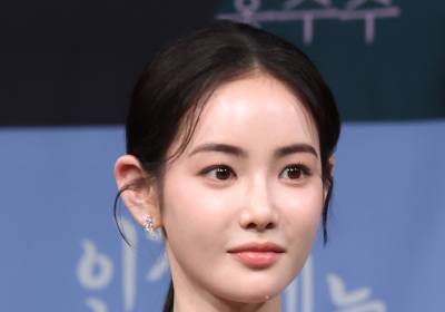 [포토] 홍수주, 수줍은 손하트