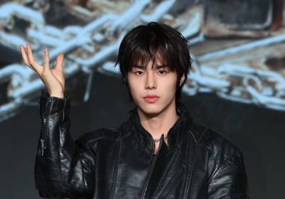 [포토] 82메이저 황성빈, 카리스마 넘치는 분위기