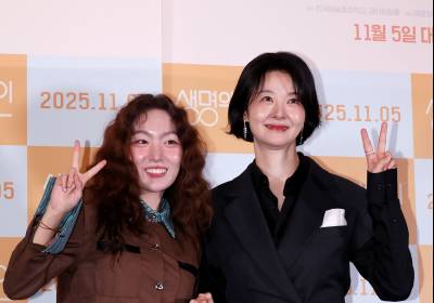 [포토]김푸름-송선미, 브이포즈는 세대를 넘어