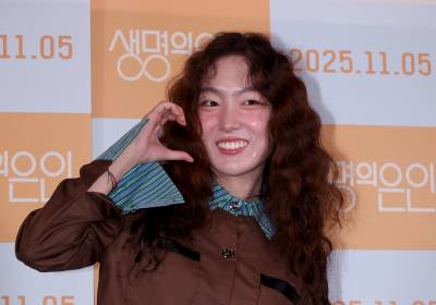 [포토]김푸름, 볼하트도 쿨하게