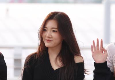 [포토] 앳하트 서현, 분위기 넘치는 공항패션