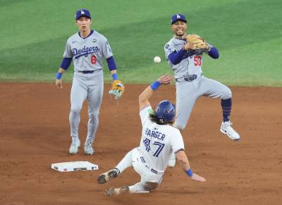 김혜성 극적 데뷔! LA 다저스, 연장 끝 우승