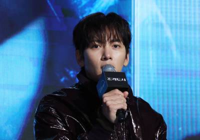 [포토] 인사말 하는 지창욱