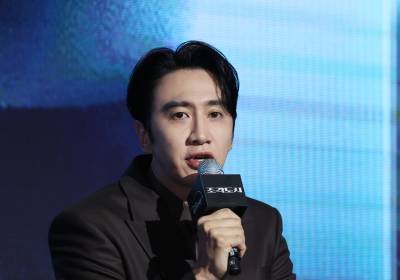 [포토] 인사말 하는 이광수