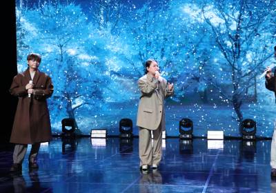 [포토] 어반자카파, 환상의 하모니 '스테이' 무대